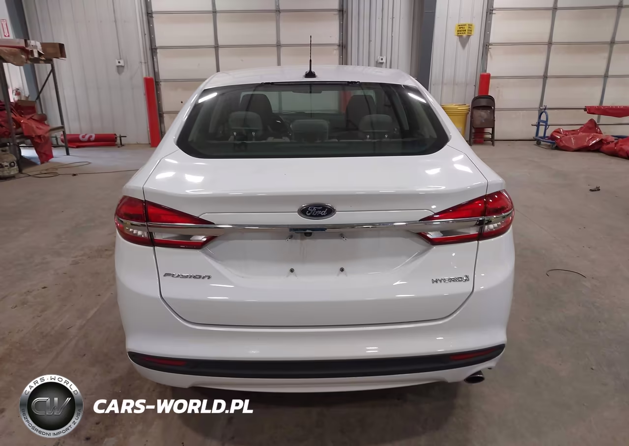 2018 Ford Fusion Hybrid S VIN:3FA6P0UU3JR123012 - 16