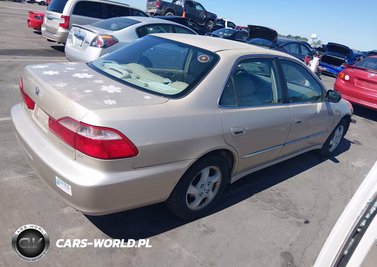 2000 Honda Accord 2.3 Ex VIN:1HGCG5564YA127439 - 4