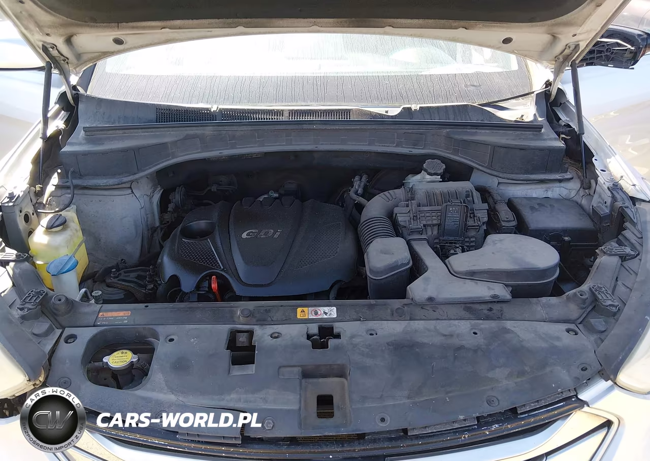 2015 Hyundai Santa Fe Sport 2.4L VIN:5XYZU3LBXFG297050 - 10