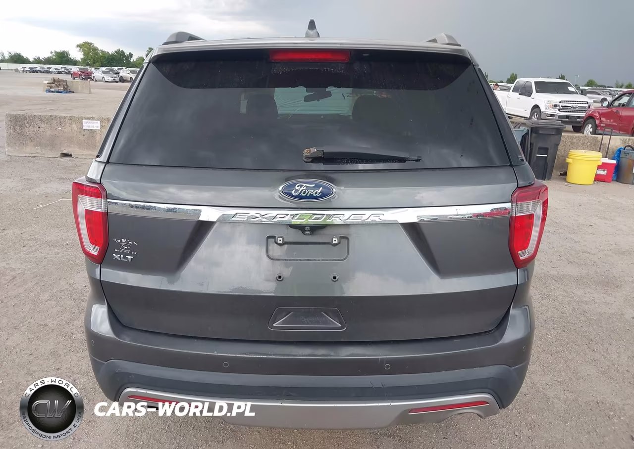 2017 Ford Explorer Xlt VIN:1FM5K7D81HGD39759 - 16