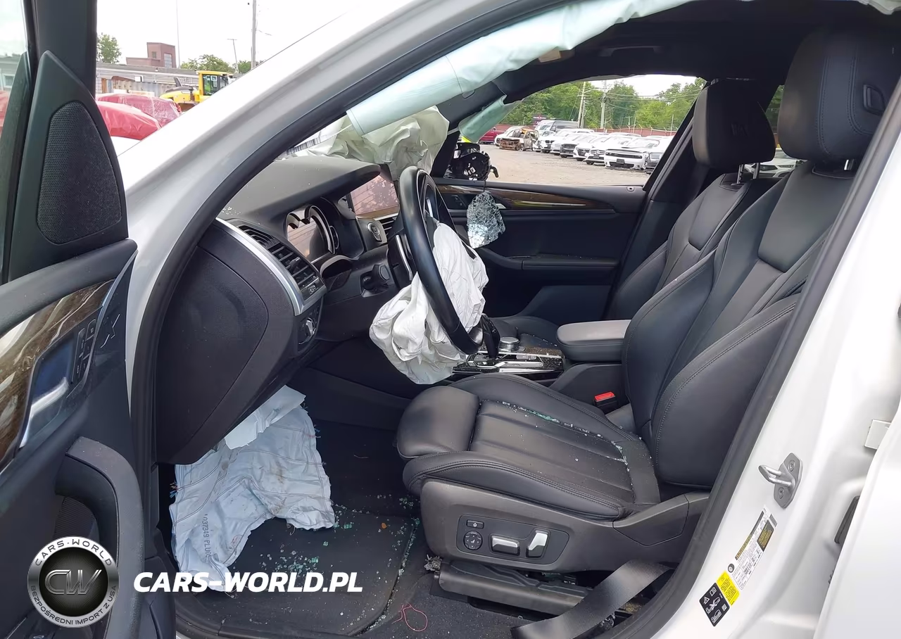 2019 BMW X3 xDrive30I VIN:5UXTR9C56KLD98722 - 5