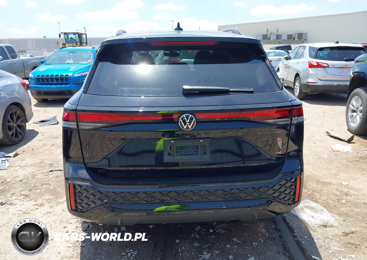 2026 Volkswagen Tiguan Se R-Line Black VIN:3VVHR7RM9TM086905 - 16