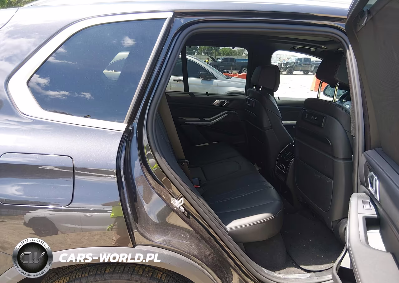 2022 BMW X5 xDrive40I VIN:5UXCR6C09N9J46755 - 8