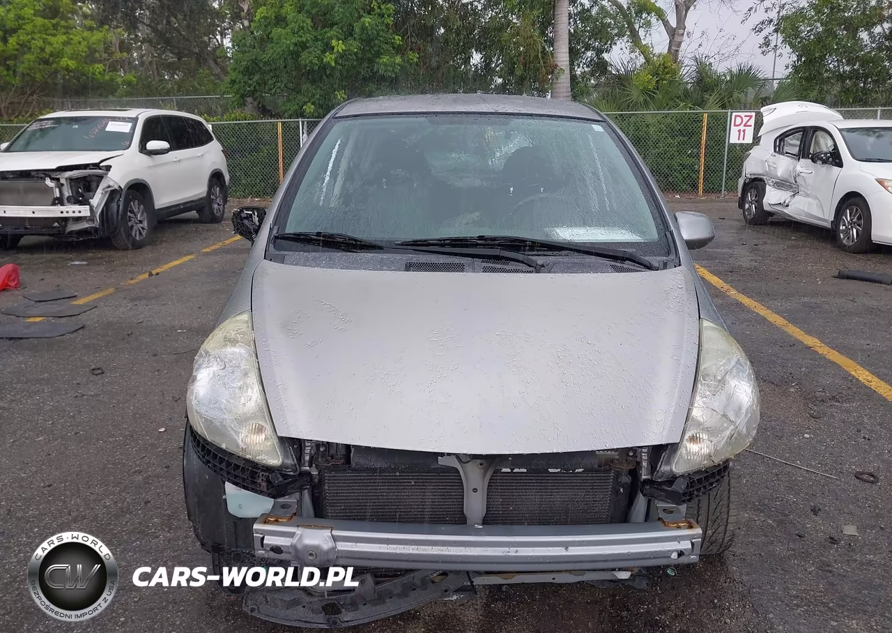 2007 Honda Fit Sport VIN:JHMGD38647S020732 - 6