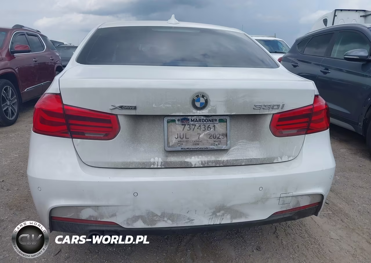 2018 BMW 330I xDrive VIN:WBA8D9C52JEM34845 - 16