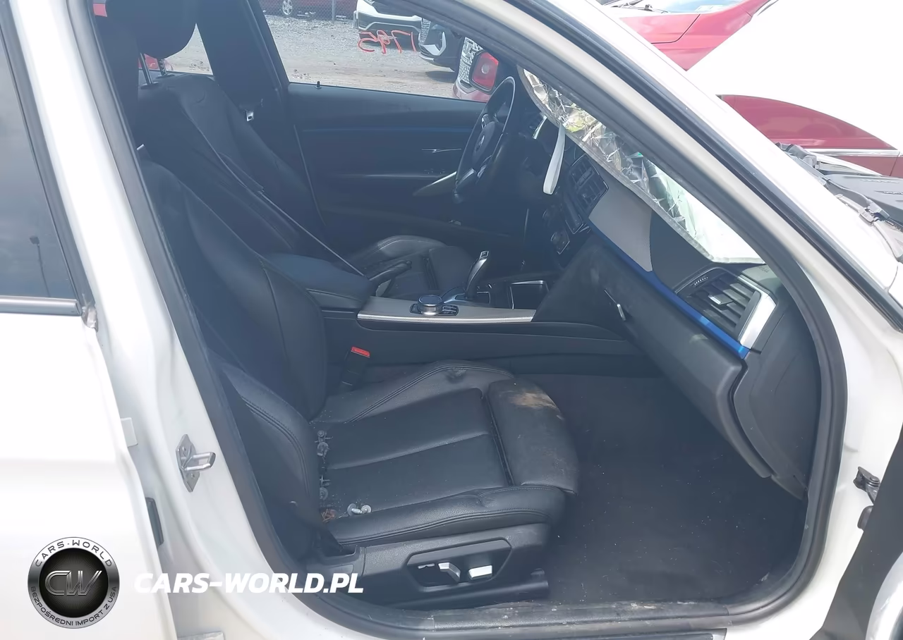 2018 BMW 330I xDrive VIN:WBA8D9C52JEM34845 - 5