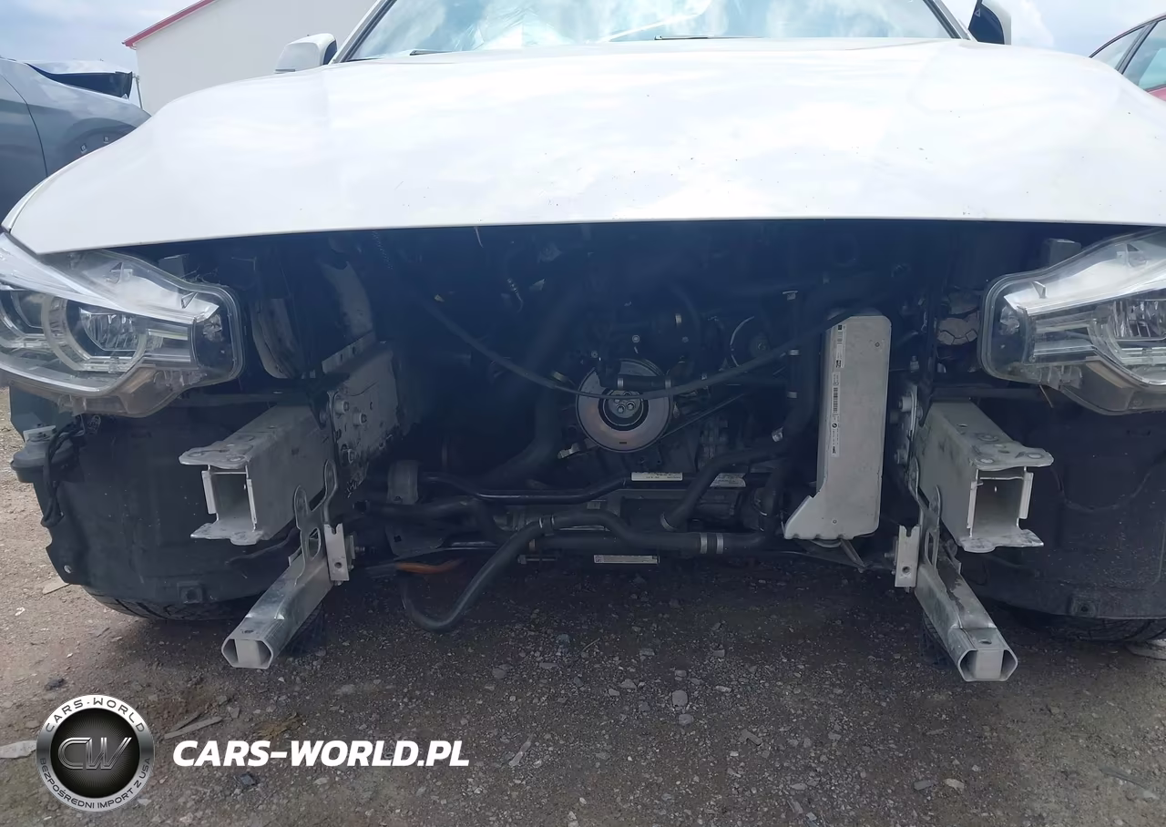 2018 BMW 330I xDrive VIN:WBA8D9C52JEM34845 - 6