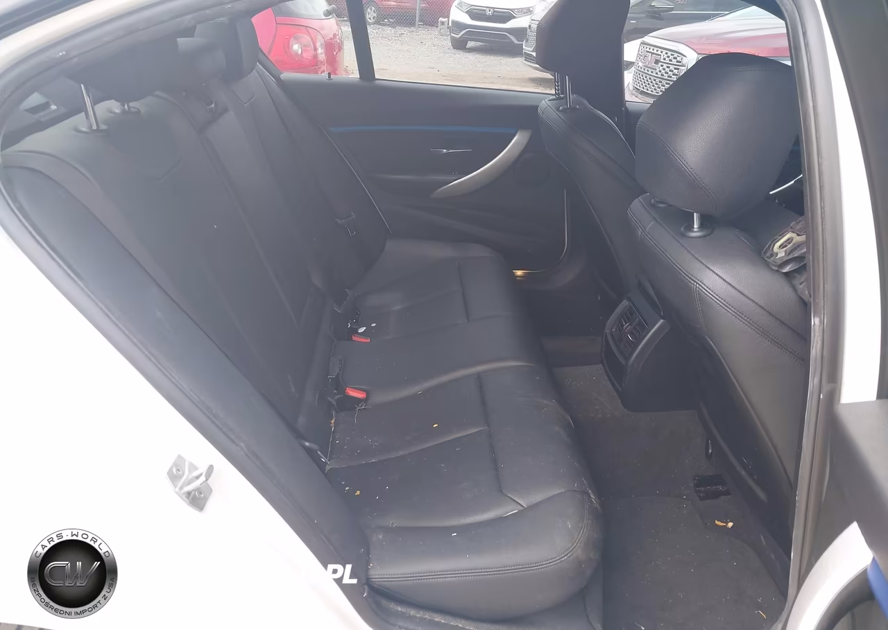 2018 BMW 330I xDrive VIN:WBA8D9C52JEM34845 - 8