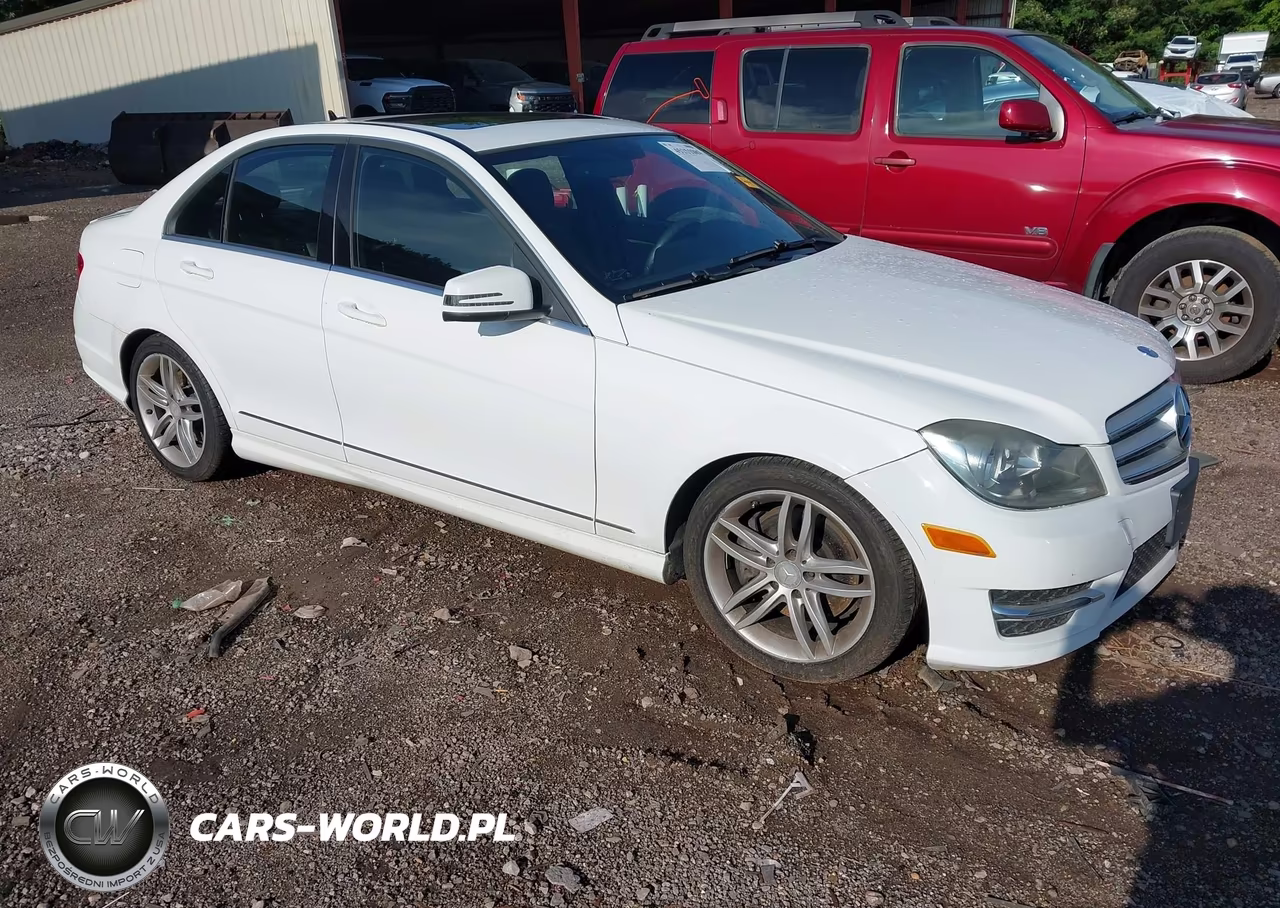 2013 Mercedes-Benz C 300 Sport 4Matic – zdjęcie 1 z 11