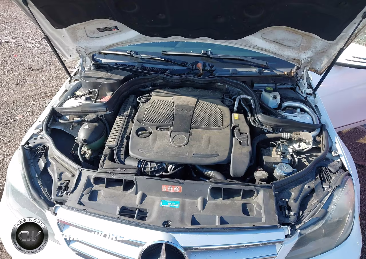 2013 Mercedes-Benz C 300 Sport 4Matic VIN:WDDGF8AB3DR252375 - 10