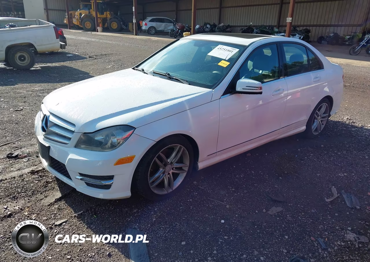 2013 Mercedes-Benz C 300 Sport 4Matic VIN:WDDGF8AB3DR252375 - 2