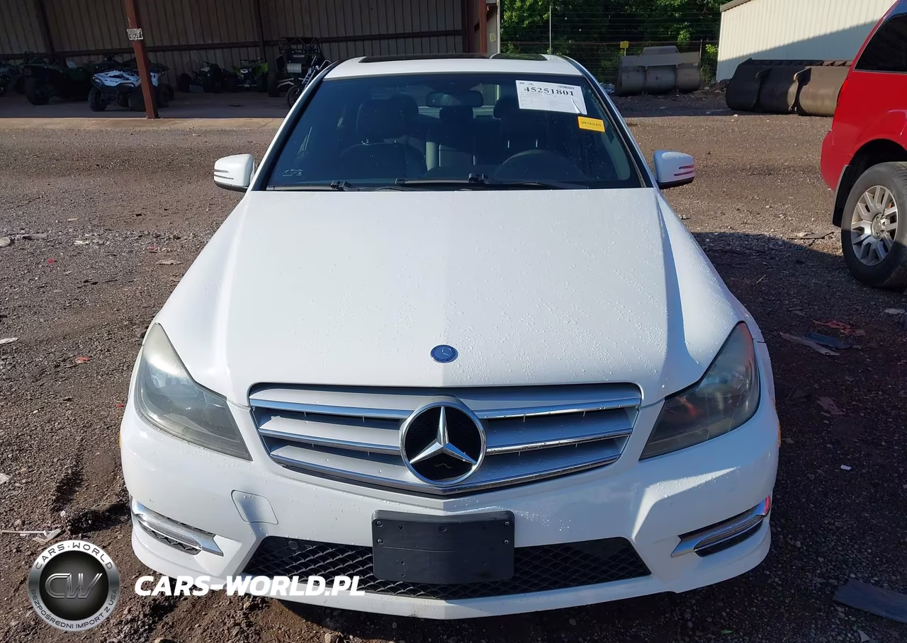 2013 Mercedes-Benz C 300 Sport 4Matic VIN:WDDGF8AB3DR252375 - 6