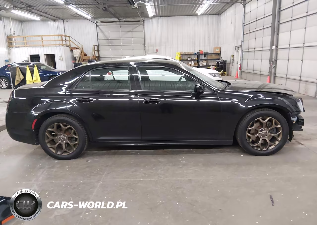 2016 Chrysler 300 300S Alloy Edition VIN:2C3CCAGG5GH262037 - 14