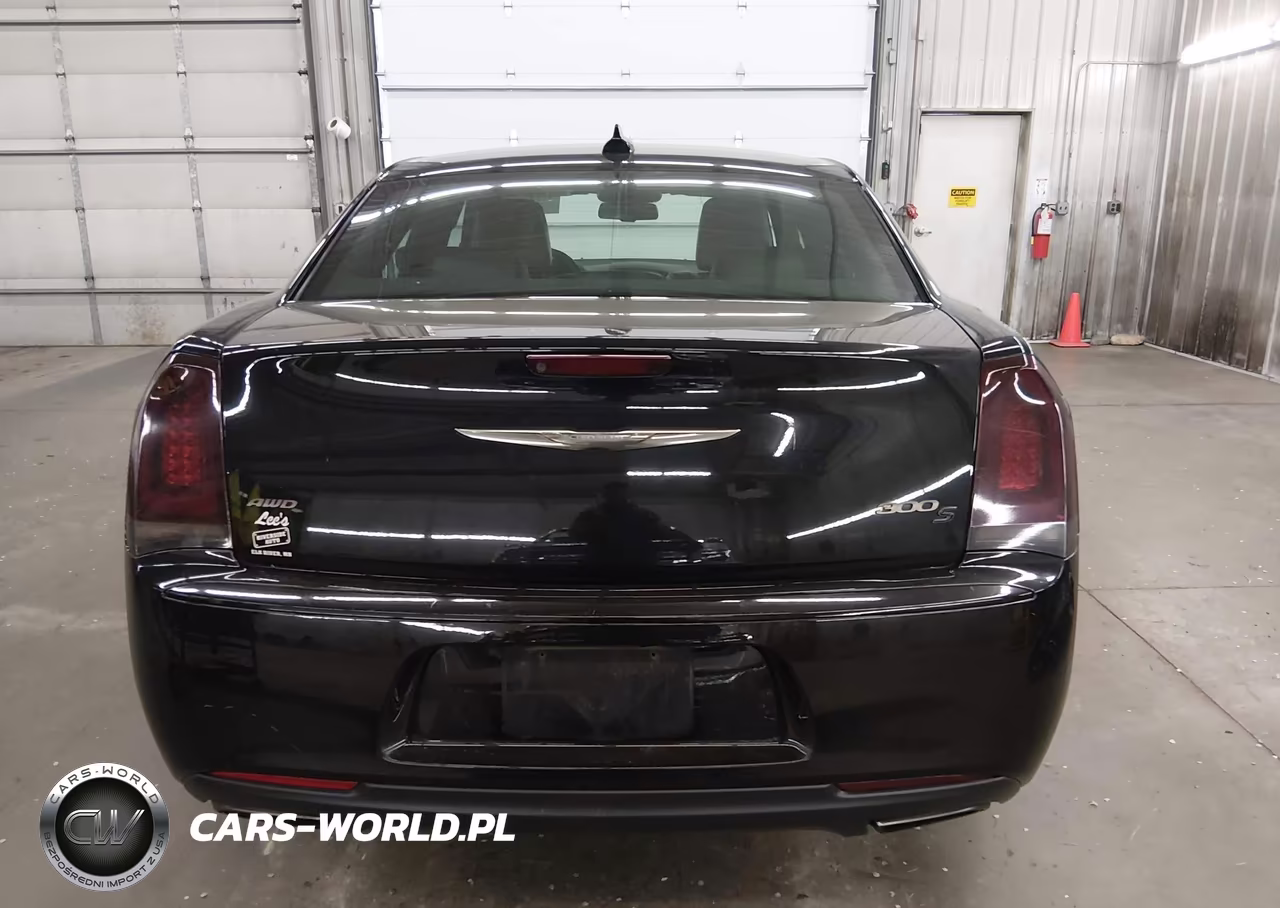 2016 Chrysler 300 300S Alloy Edition VIN:2C3CCAGG5GH262037 - 17