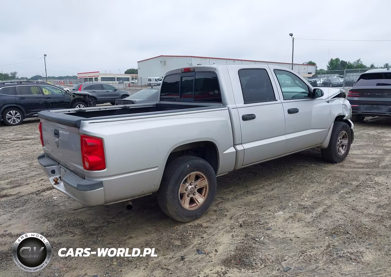 2008 Dodge Dakota Slt VIN:1D7HE48K78S563974 - 4