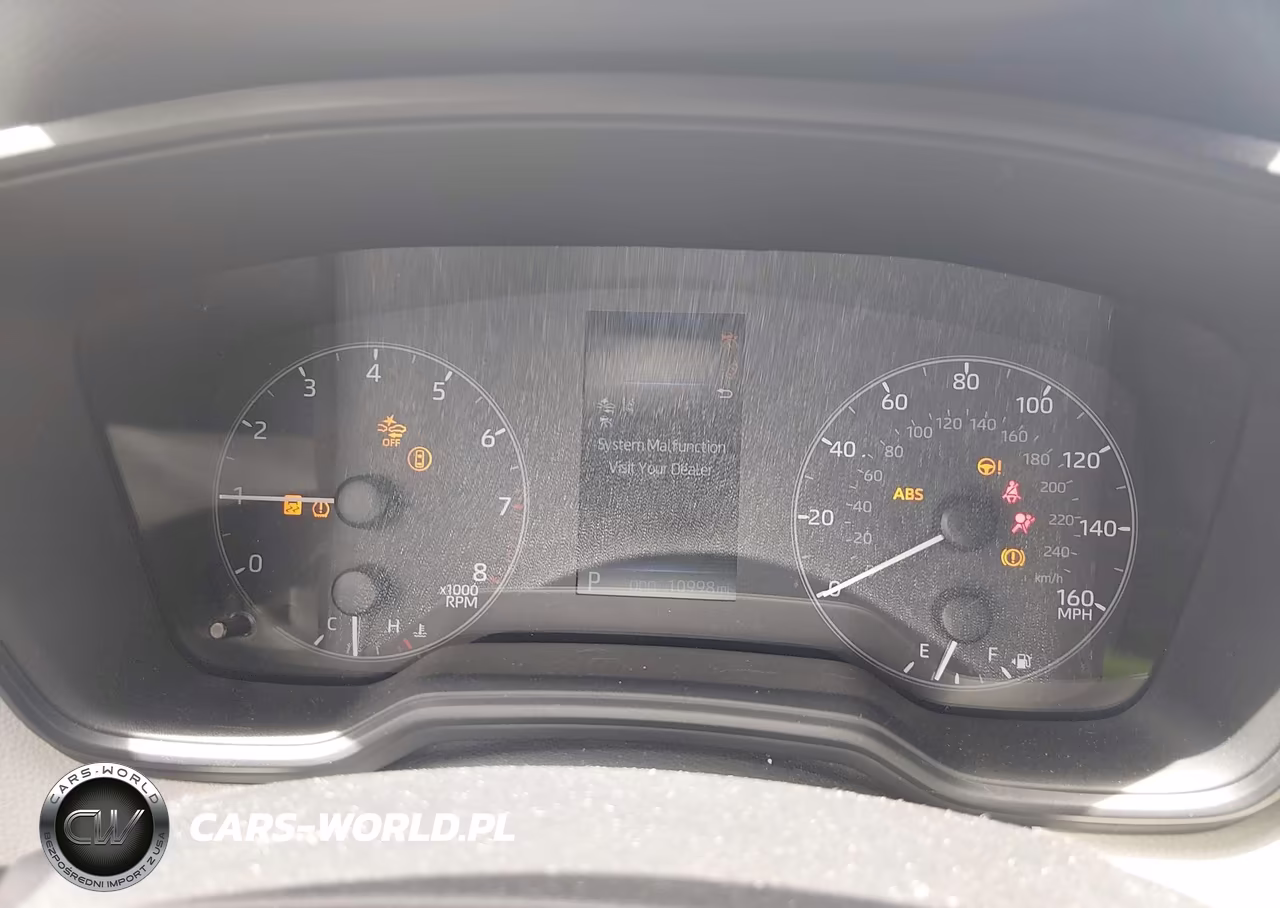 2025 Toyota Corolla Cross L VIN:7MUAAAAGXSV136967 - 7