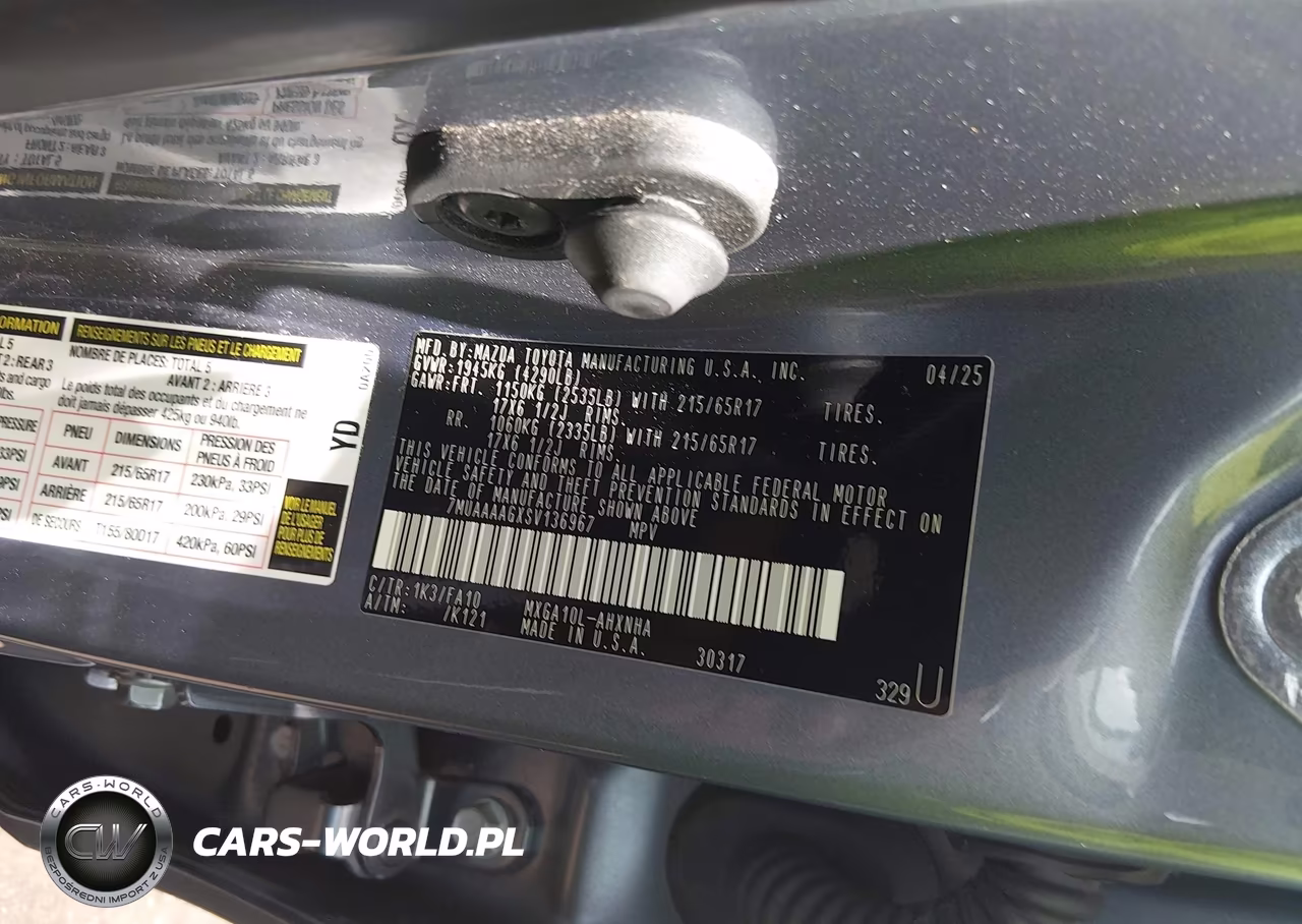 2025 Toyota Corolla Cross L VIN:7MUAAAAGXSV136967 - 9