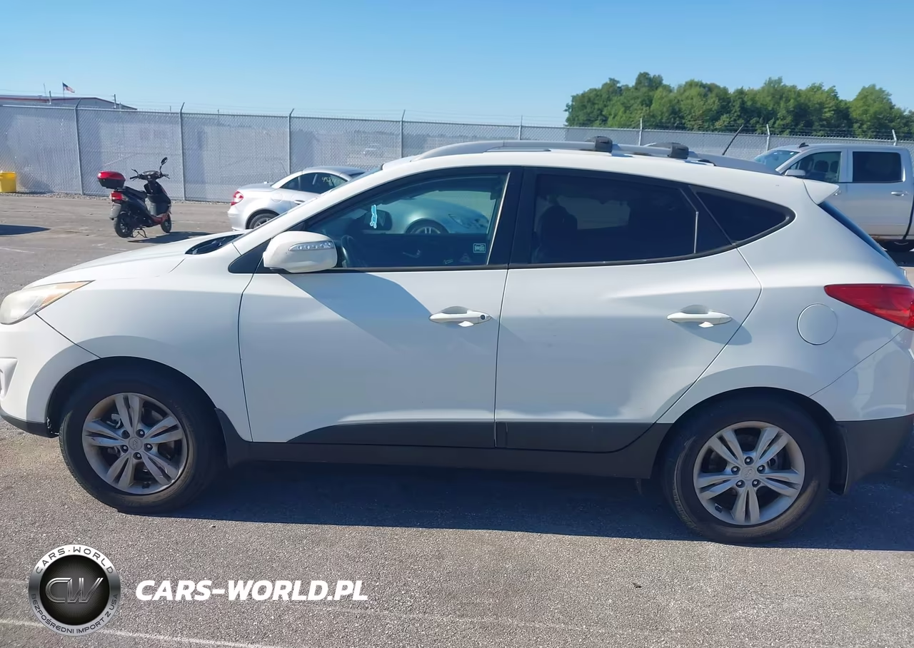 2013 Hyundai Tucson Gls VIN:KM8JUCAC3DU618913 - 14