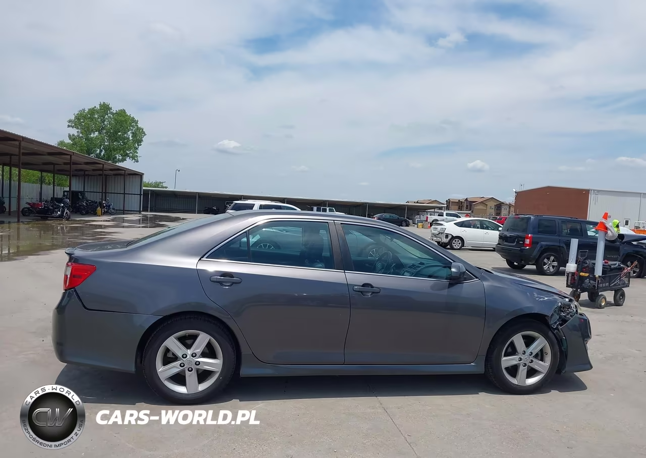 2013 Toyota Camry Se VIN:4T1BF1FK5DU285178 - 13
