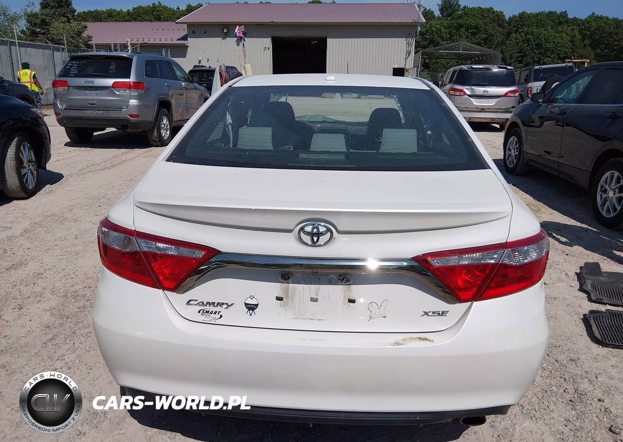 2017 Toyota Camry Xse VIN:4T1BF1FKXHU334235 - 16