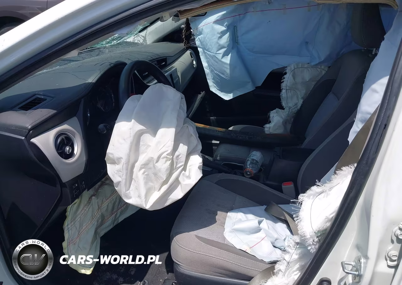 2017 Toyota Corolla Le VIN:2T1BURHE0HC907415 - 5