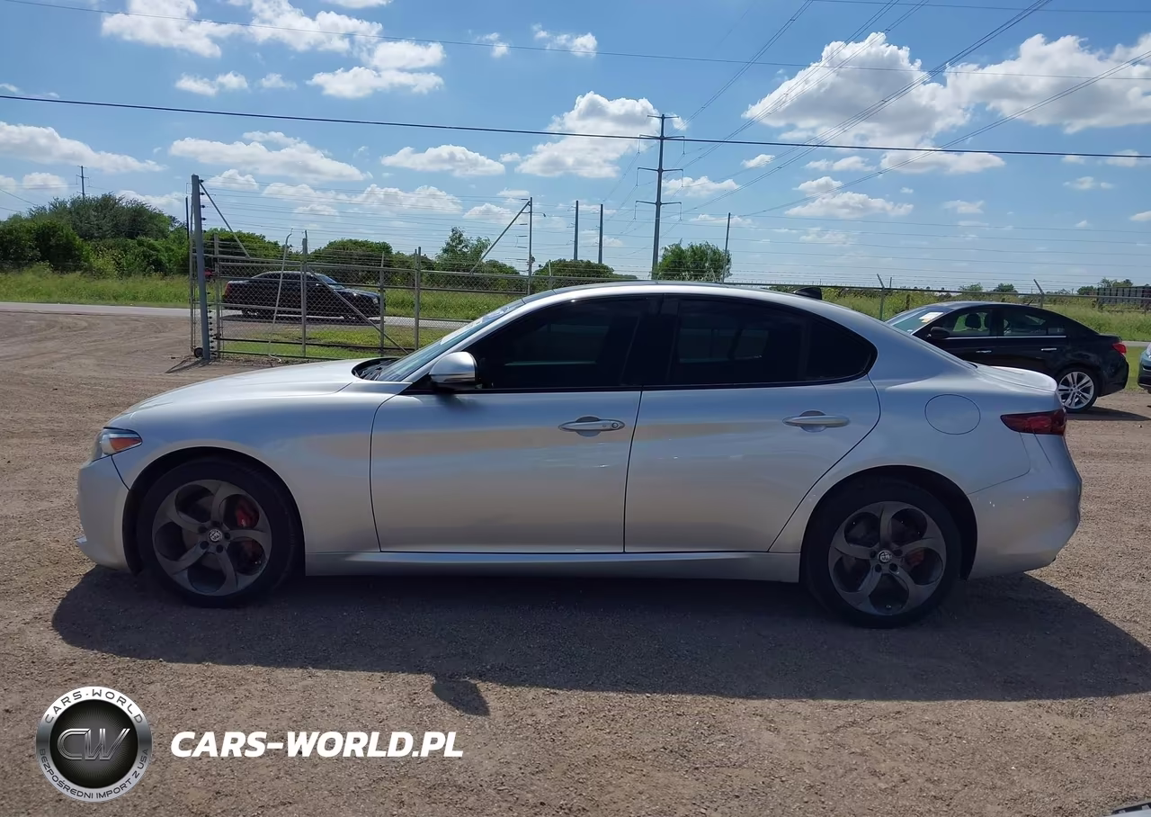 2017 Alfa Romeo Giulia Ti Awd VIN:ZARFAEEN0H7558108 - 14