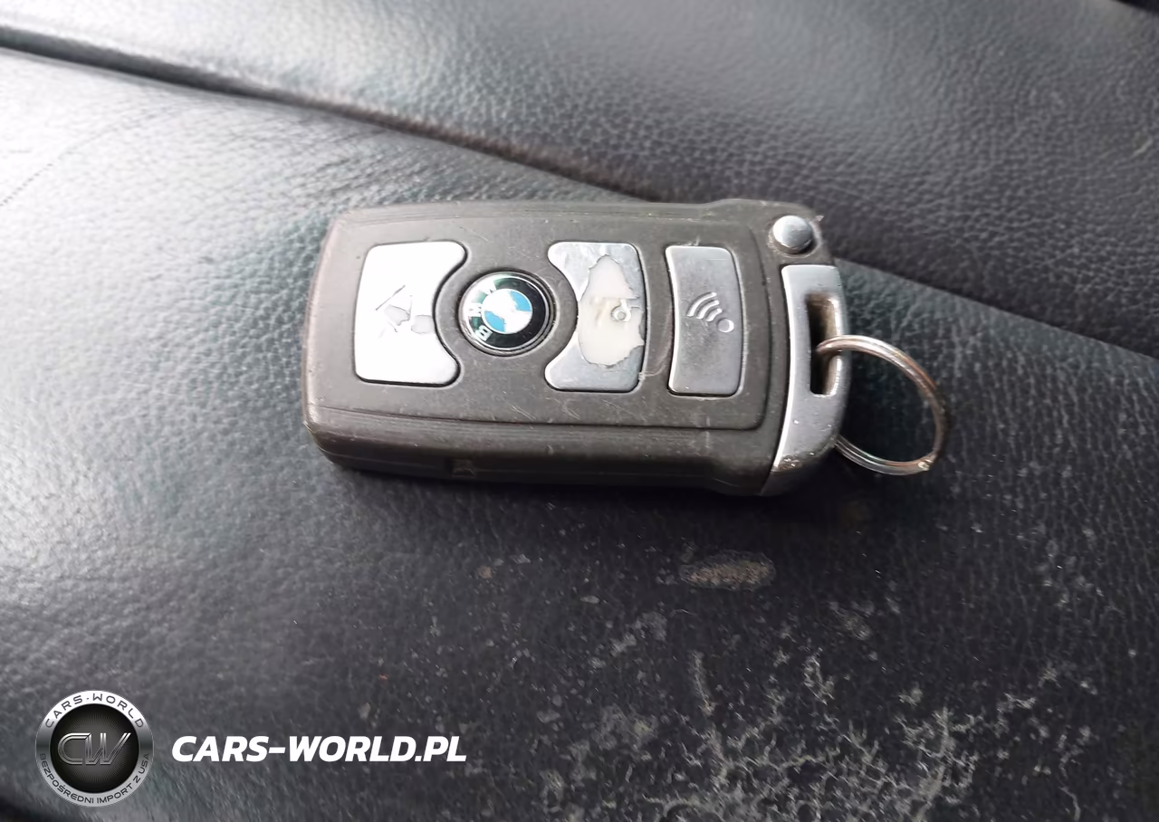 2007 BMW 750Li VIN:WBAHN83577DT76186 - 11