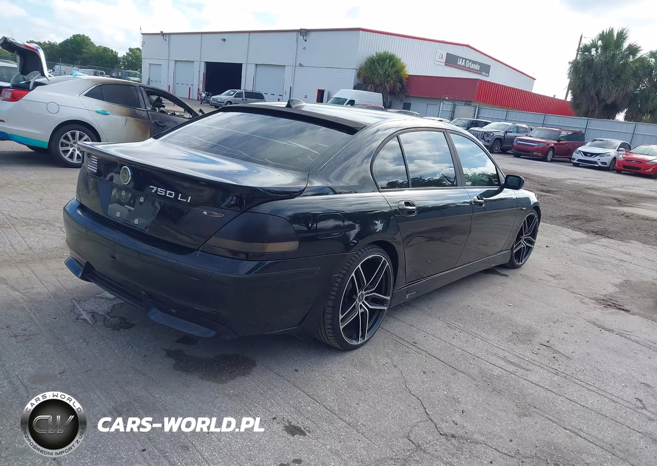 2007 BMW 750Li VIN:WBAHN83577DT76186 - 4