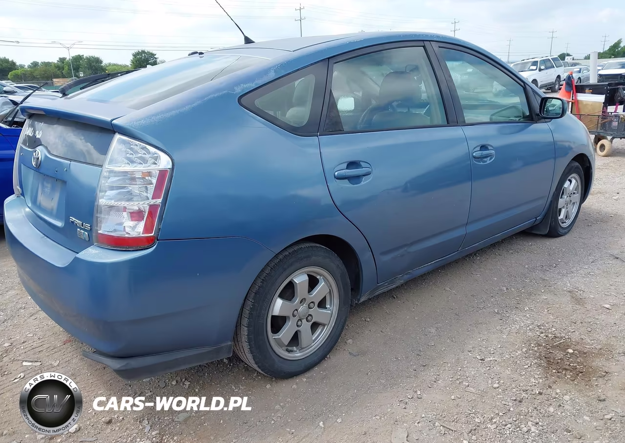 2005 Toyota Prius VIN:JTDKB20U857035580 - 4