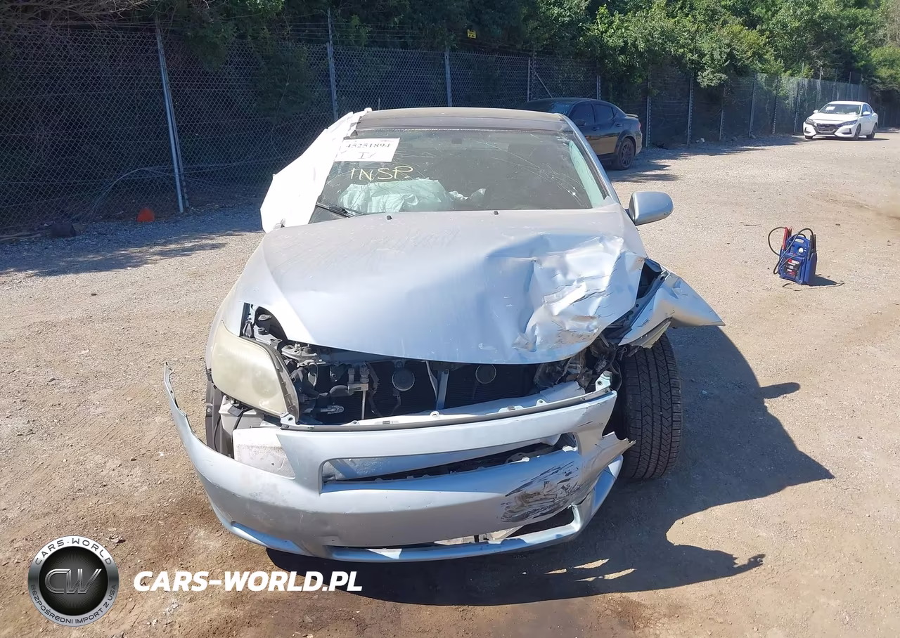 2005 Scion Tc VIN:JTKDE177150026182 - 11