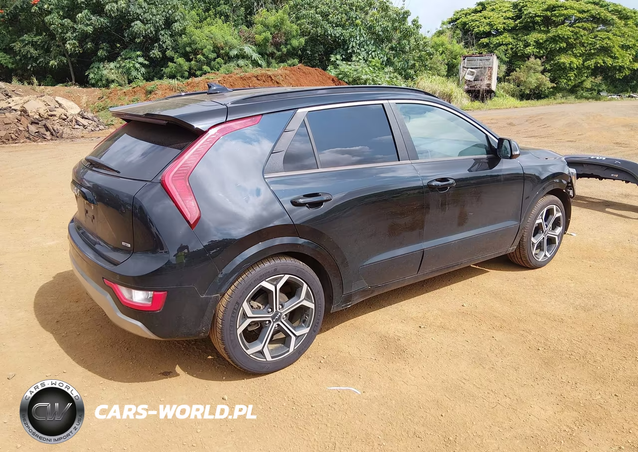 2024 Kia Niro Ex Touring VIN:KNDCR3LE5R5152173 - 4