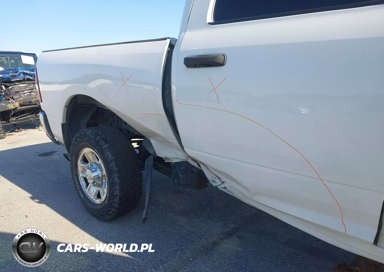 2021 Ram 2500 Tradesman 4X4 6'4 Box VIN:3C6UR5CL0MG677861 - 17