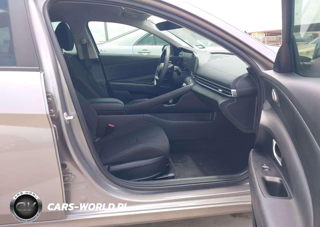 2024 Hyundai Elantra Sel VIN:KMHLM4DG3RU717669 - 5