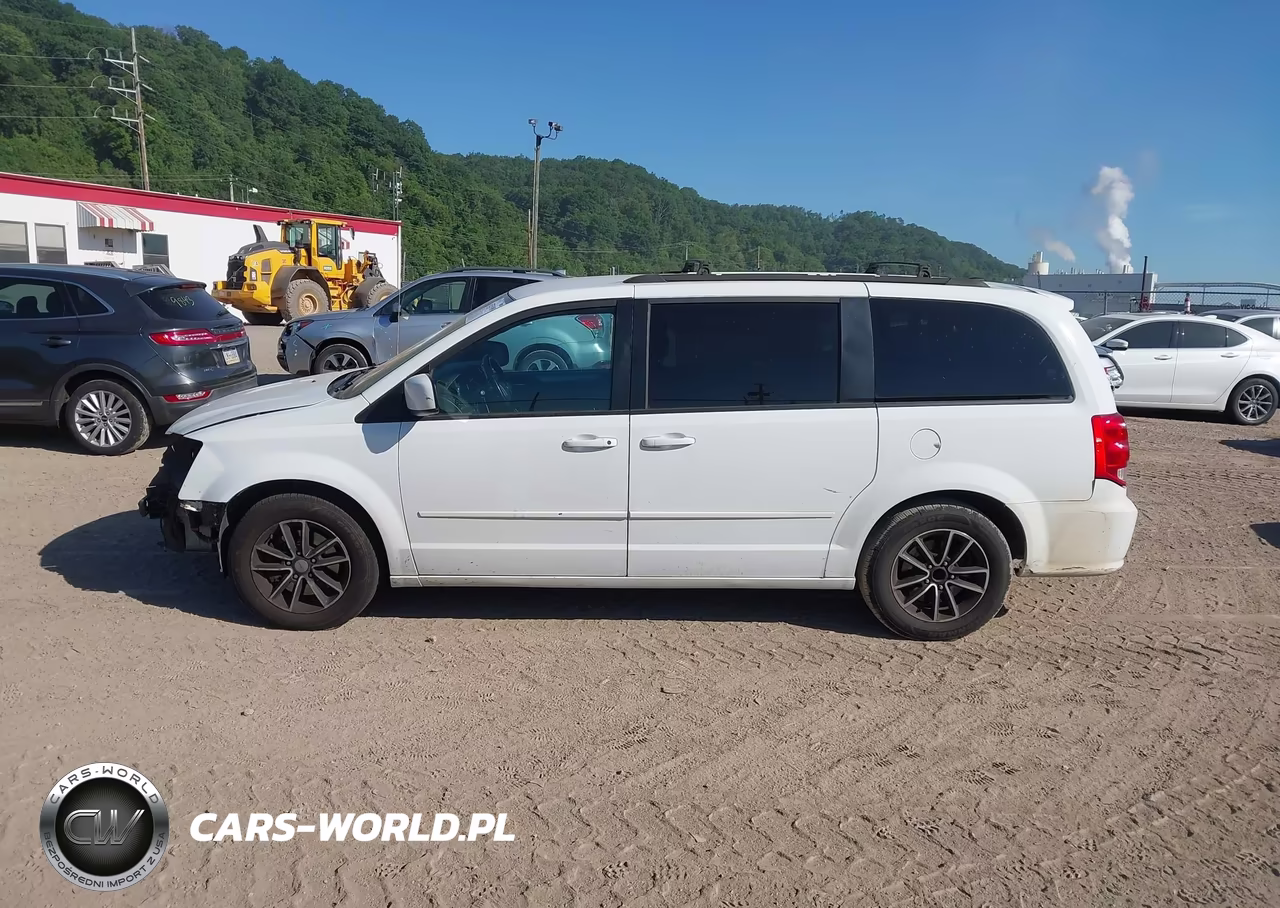 2017 Dodge Grand Caravan Gt VIN:2C4RDGEG0HR799418 - 14