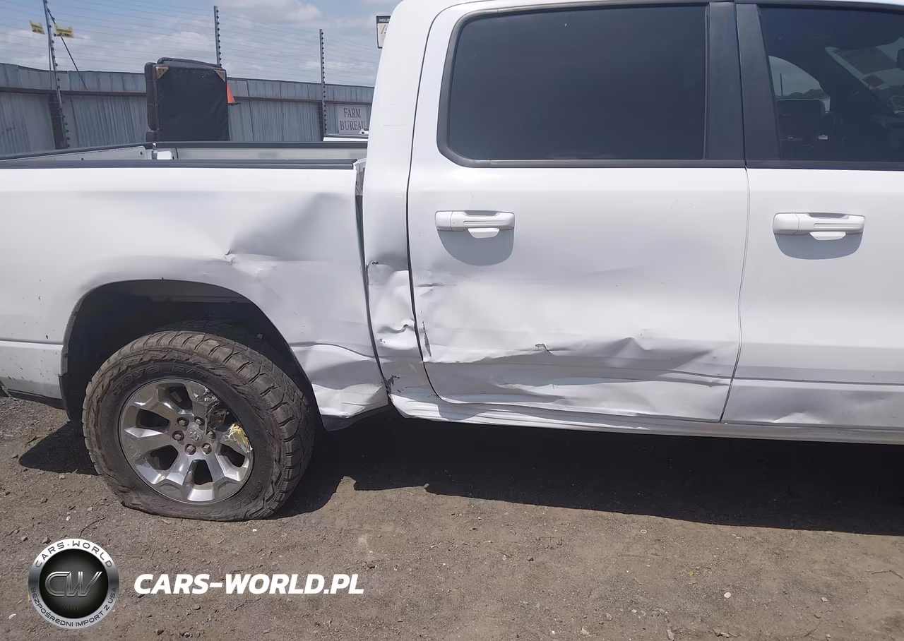 2019 Ram 1500 Big Horn VIN:1C6SRFFT9KN731025 - 6