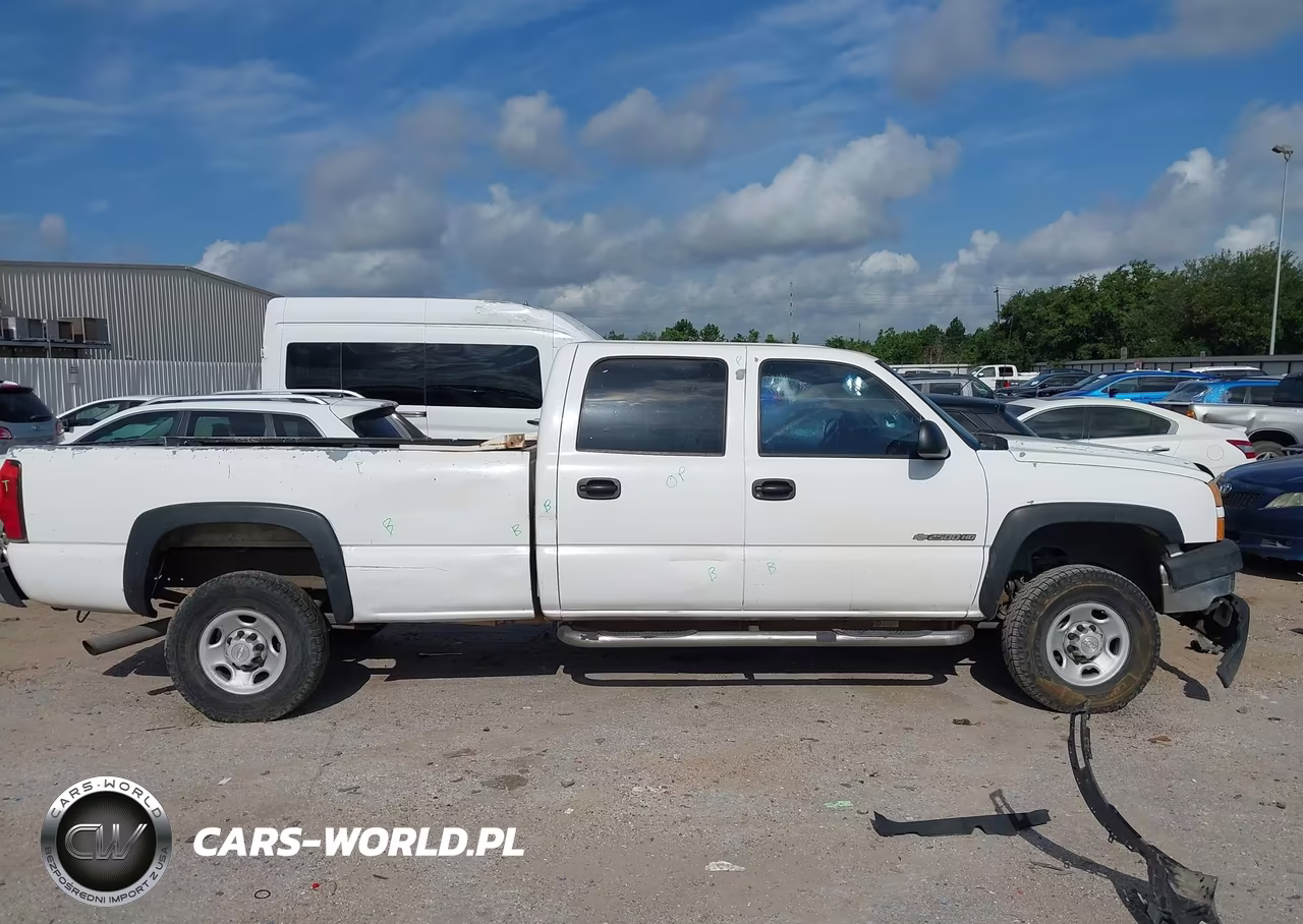 2006 Chevrolet Silverado 2500Hd Work Truck VIN:1GCHC23U86F155390 - 13