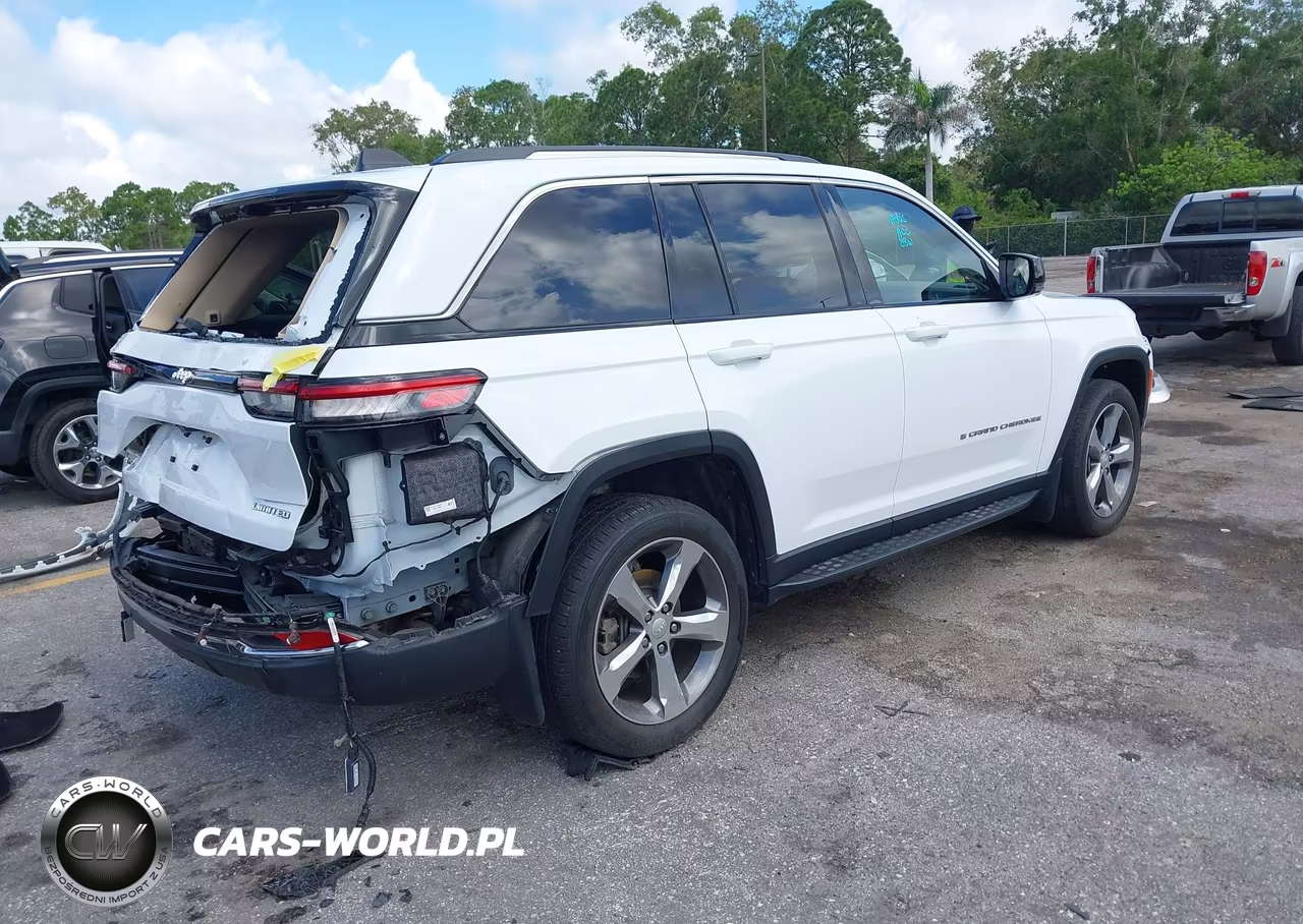 2022 Jeep Grand Cherokee Limited 4X4 VIN:1C4RJHBG8N8635554 - 4