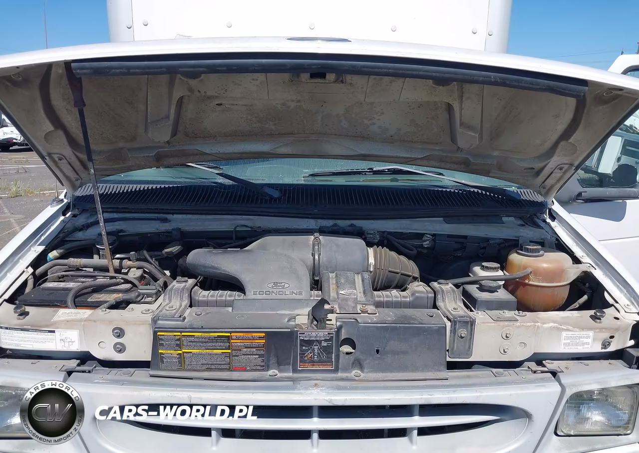 1999 Ford E-350 Comm. Cutaway Standard VIN:1FDWE37L0XHA83353 - 9