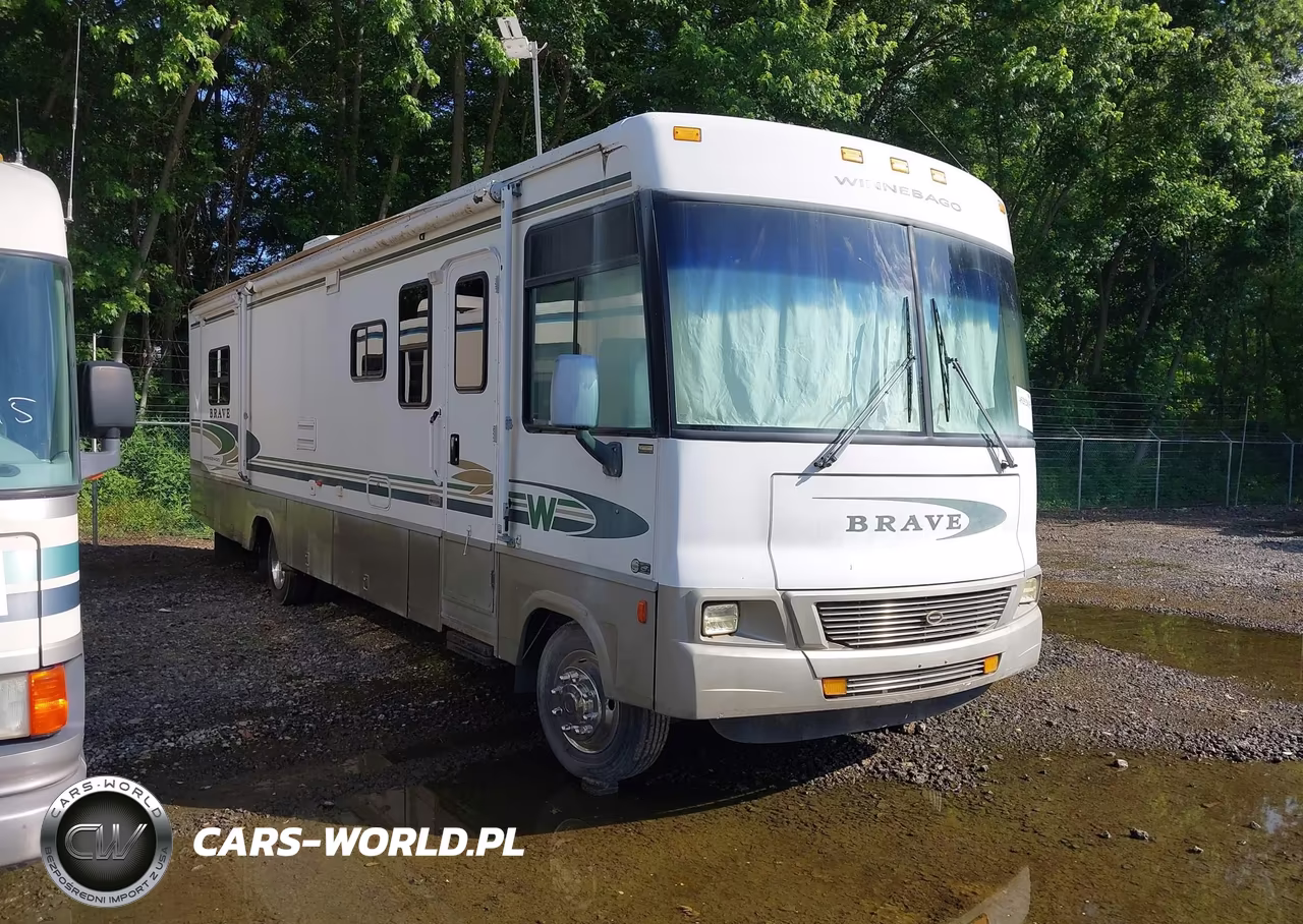 2002 Workhorse Custom Chassis Motorhome Chassis W22 – zdjęcie 1 z 17