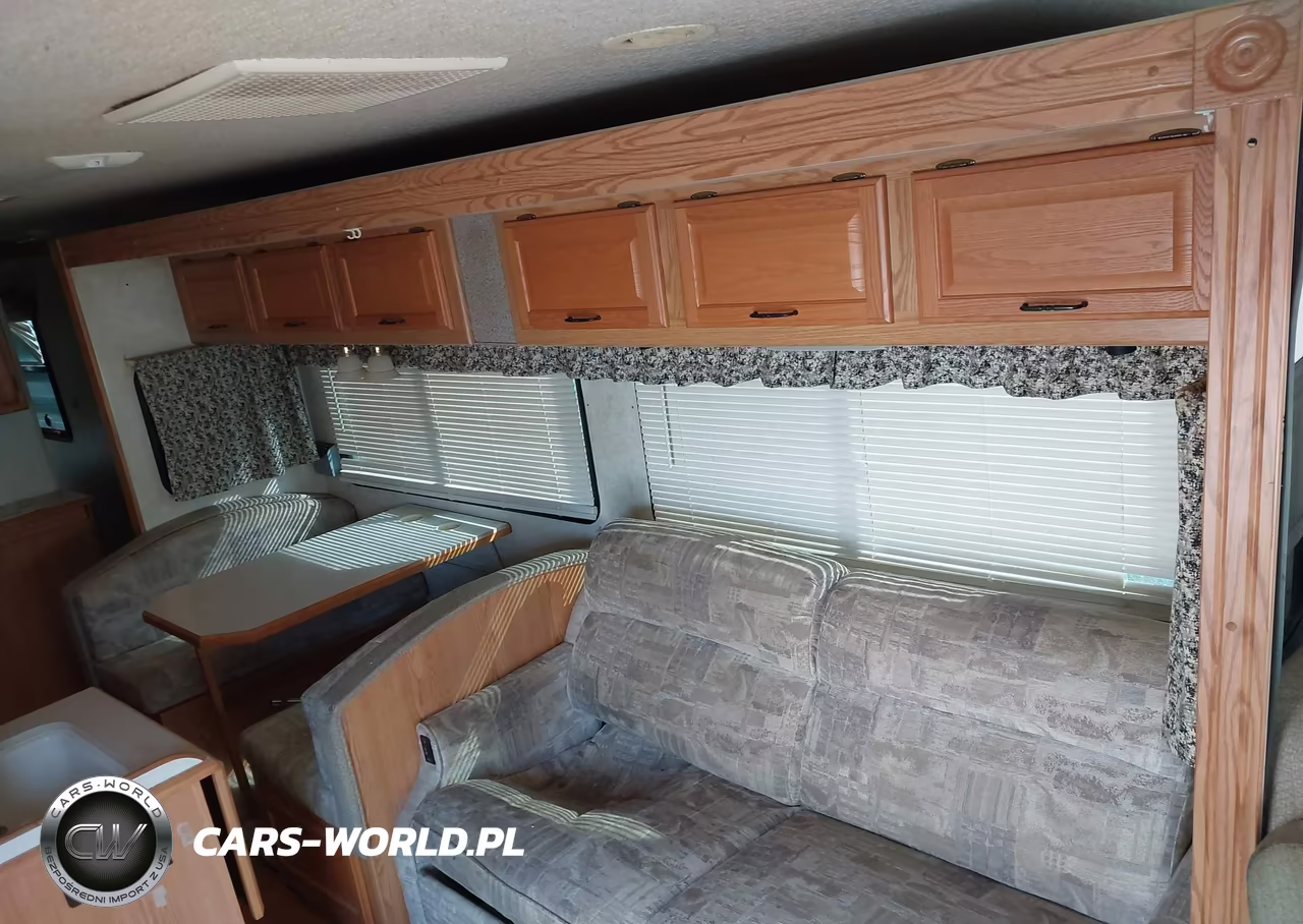 2002 Workhorse Custom Chassis Motorhome Chassis W22 VIN:5B4MP67G823349160 - 8