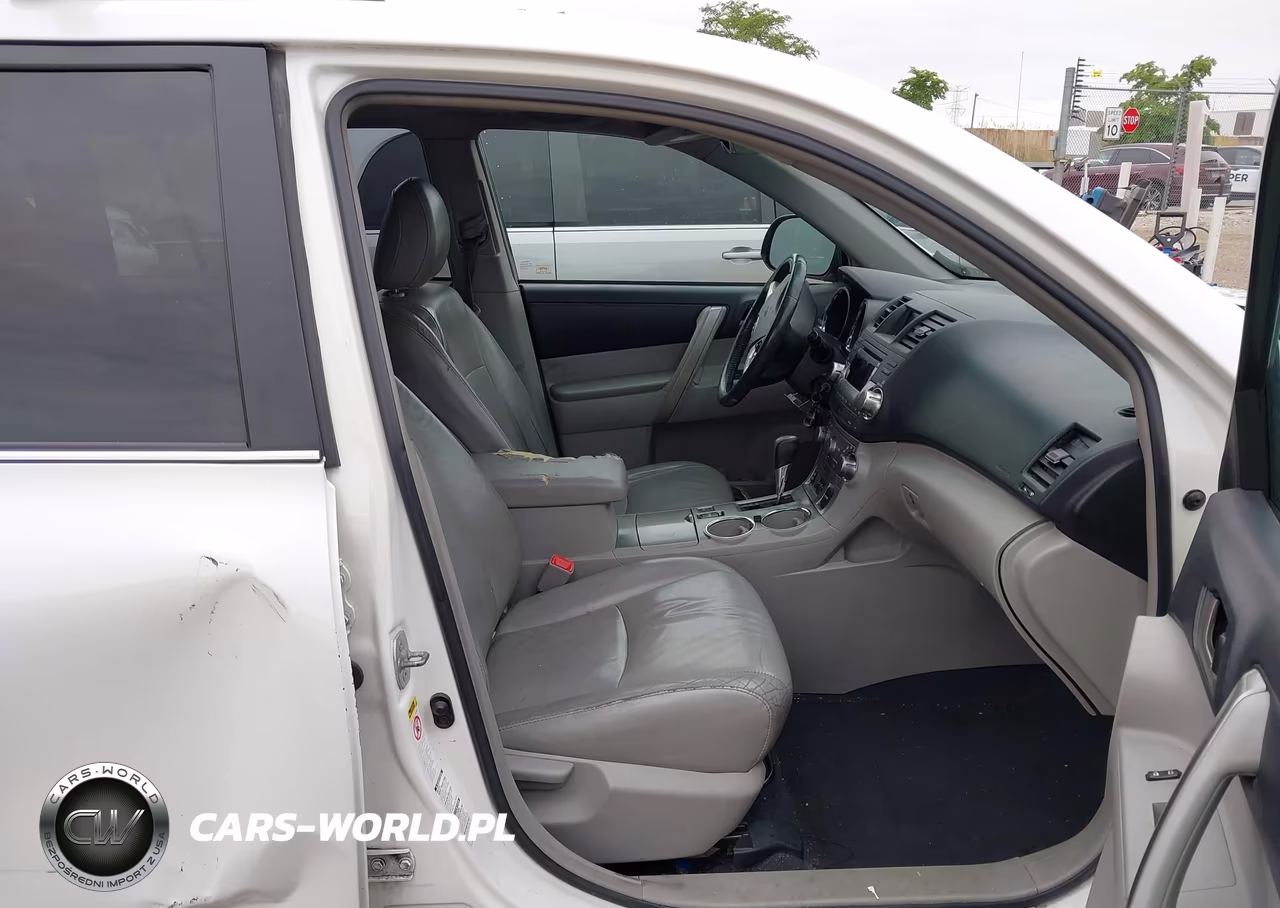 2011 Toyota Highlander Se V6 VIN:5TDBK3EH1BS063207 - 5