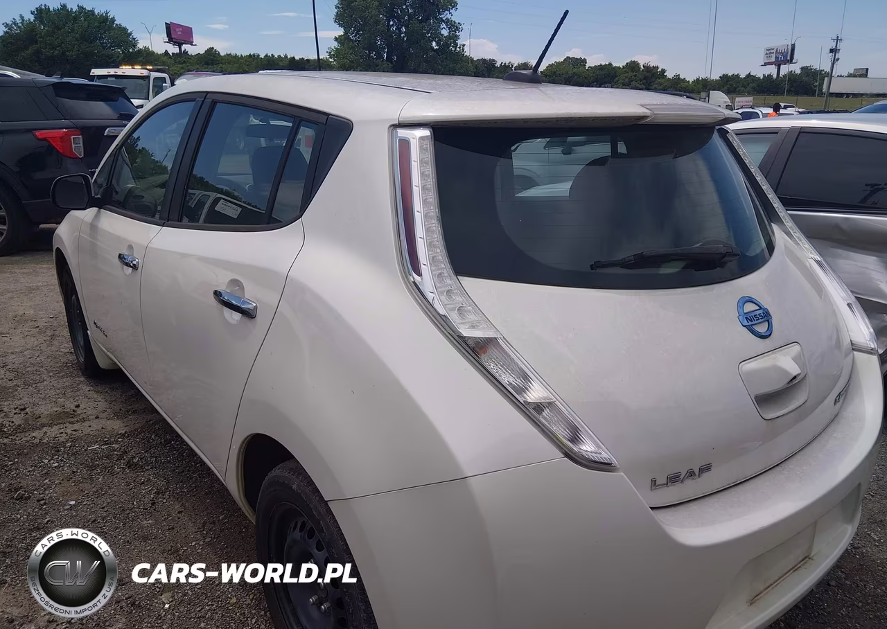 2015 Nissan Leaf S VIN:1N4AZ0CP1FC320251 - 3