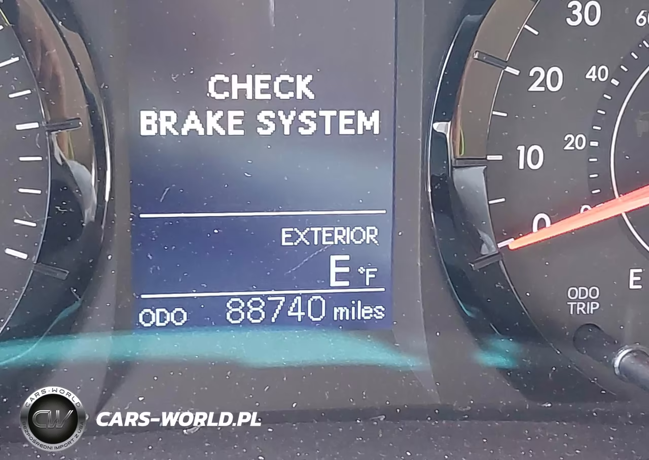 2017 Toyota Sienna Le 8 Passenger VIN:5TDKZ3DC8HS871158 - 16