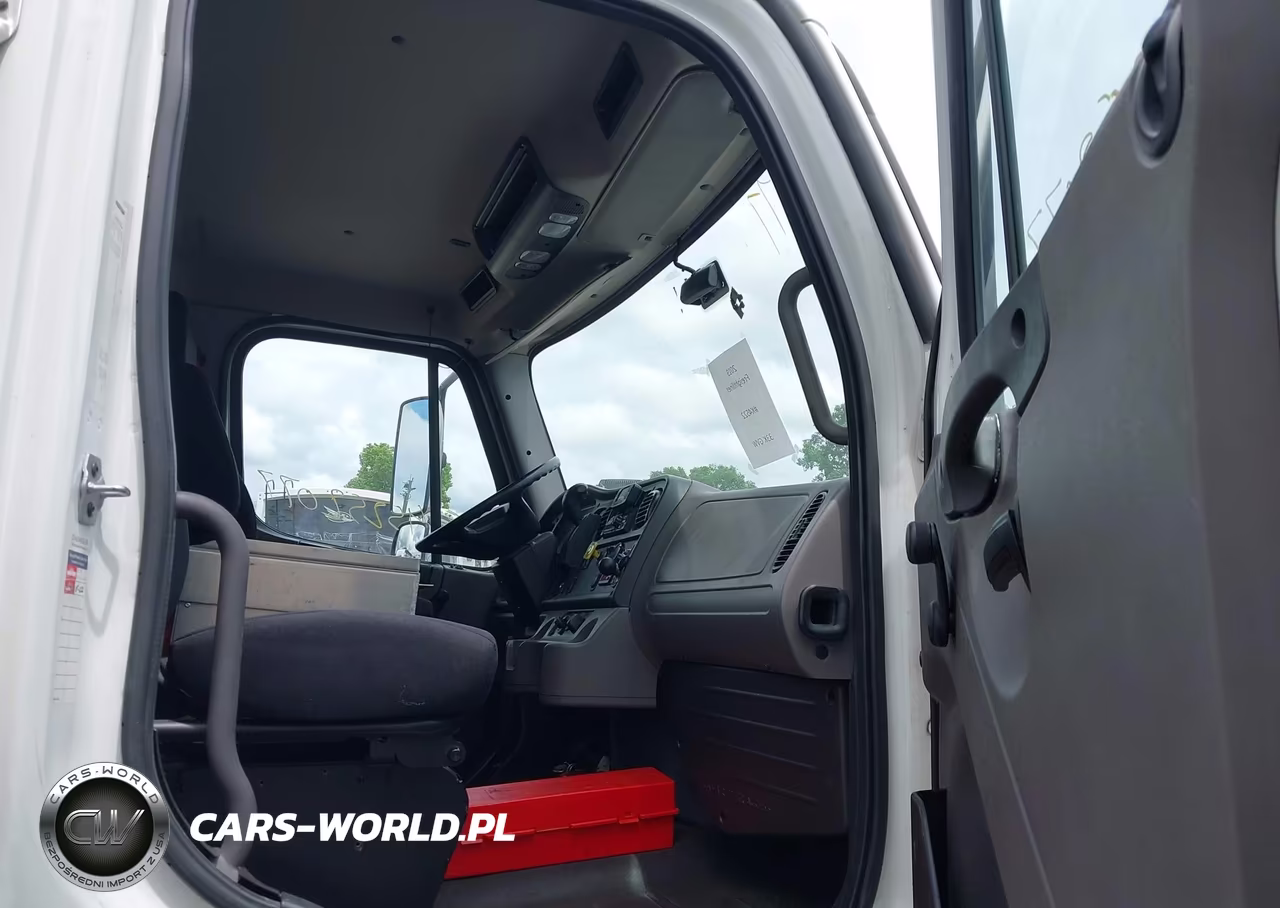 2019 Freightliner M2 106 VIN:1FVACXFCXKHKK4522 - 6