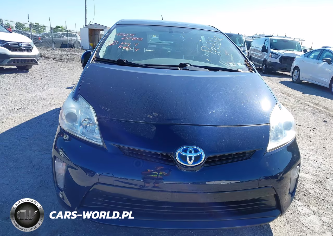2012 Toyota Prius Four VIN:JTDKN3DU9C1563250 - 6