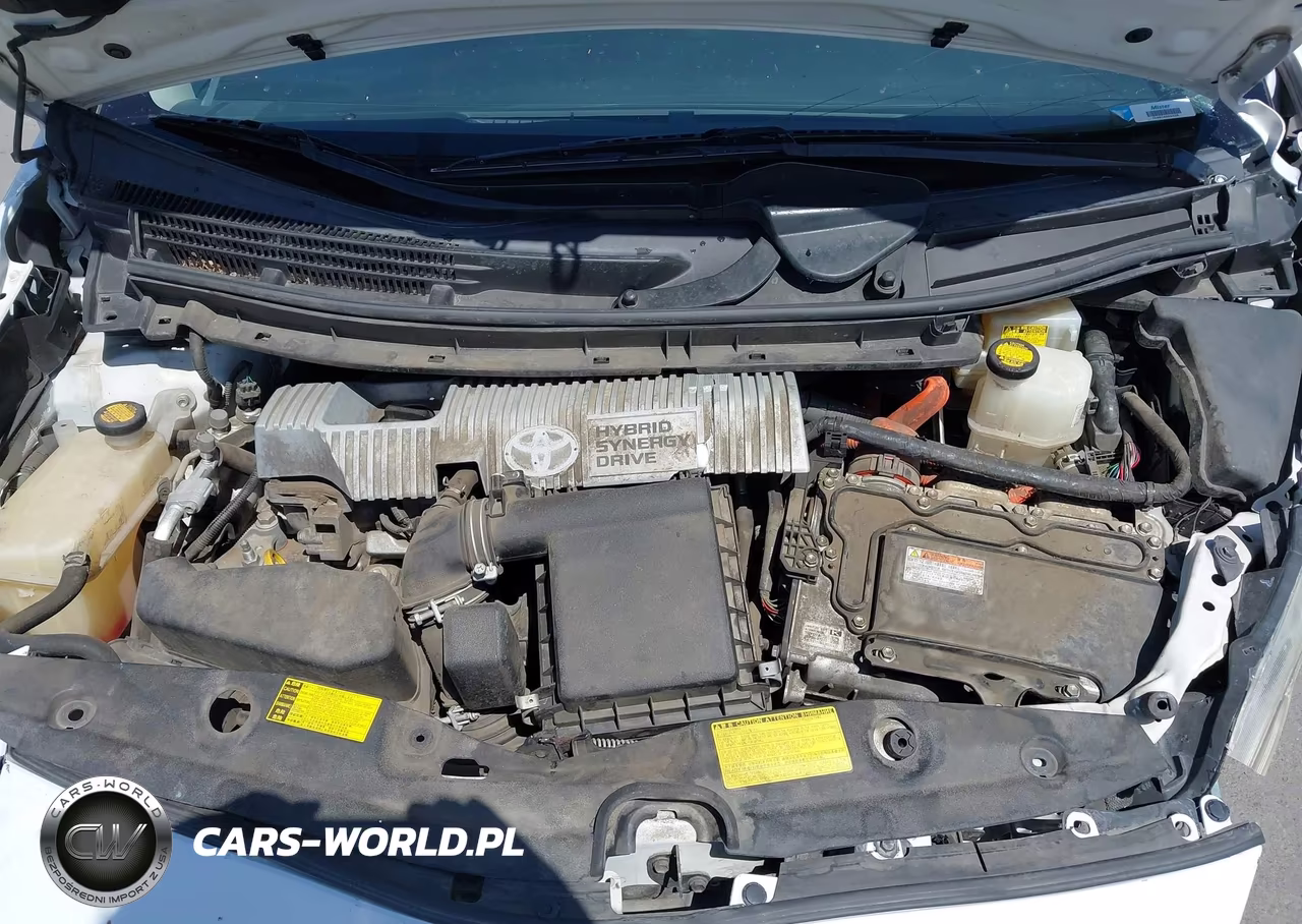 2013 Toyota Prius Two VIN:JTDKN3DU5D5638018 - 10