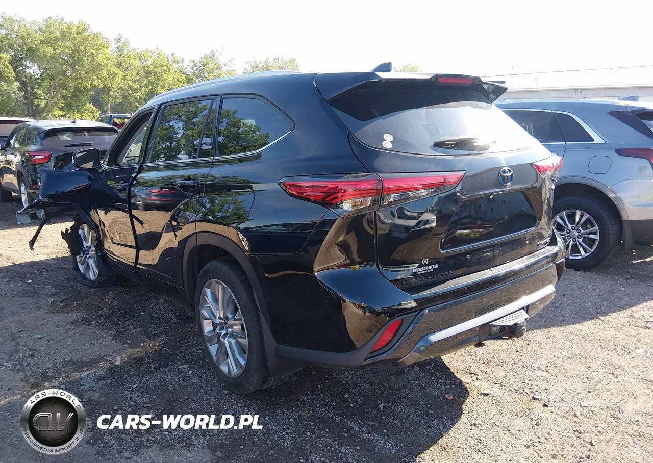 2023 Toyota Highlander Hybrid Limited VIN:5TDXBRCH7PS582913 - 3
