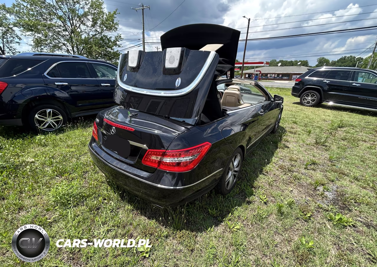 2011 Mercedes-Benz E 350 VIN:WDDKK5GF9BF107841 - 4