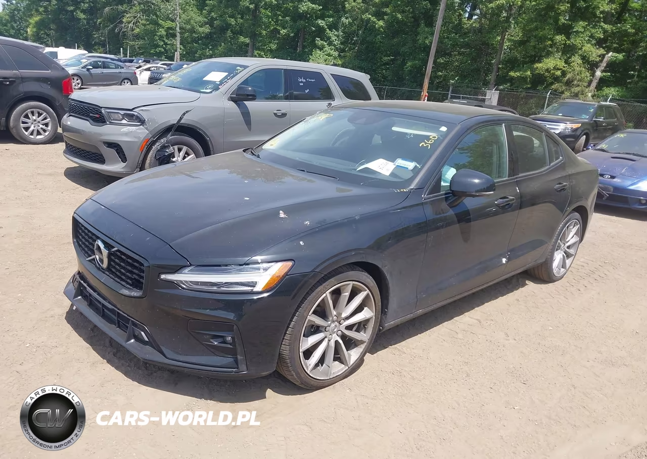 2021 Volvo S60 Momentum VIN:7JR102TZ7MG112139 - 2