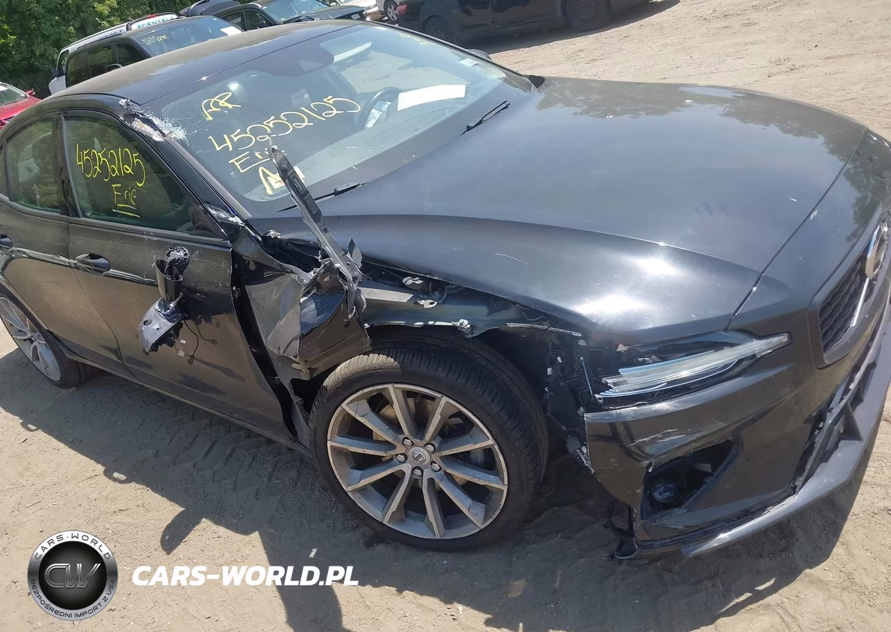 2021 Volvo S60 Momentum VIN:7JR102TZ7MG112139 - 6
